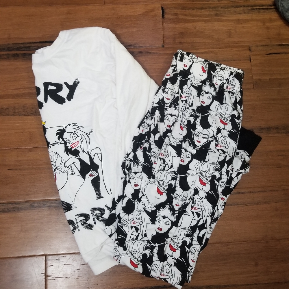 Pyjama Set/ Evil Characters Cruella Disney